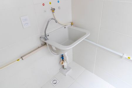 Apartamento para alugar com 45m², 2 quartos e sem vaga Apartamento para alugar com 45m², 2 quartos e sem vagaCozinha e Área de Serviço