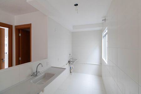 Apartamento para alugar com 45m², 2 quartos e sem vaga Apartamento para alugar com 45m², 2 quartos e sem vagaCozinha e Área de Serviço