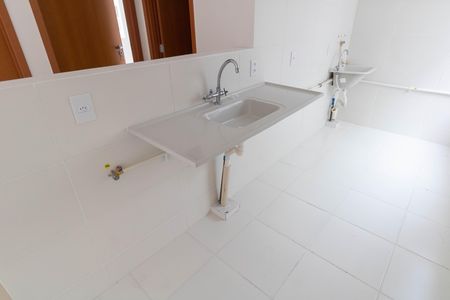 Apartamento para alugar com 45m², 2 quartos e sem vaga Apartamento para alugar com 45m², 2 quartos e sem vagaCozinha e Área de Serviço