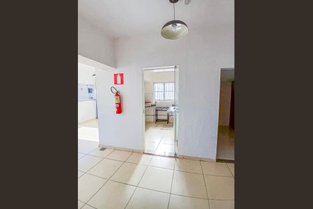 Apartamento para alugar com 70m², 2 quartos e 1 vaga Apartamento para alugar com 70m², 2 quartos e 1 vagaSalão de festa condominio