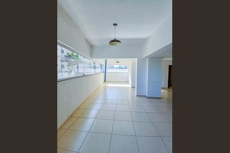 Apartamento para alugar com 70m², 2 quartos e 1 vaga Apartamento para alugar com 70m², 2 quartos e 1 vagaSalão de festa condominio