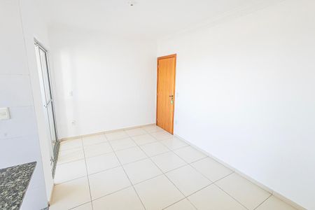Apartamento para alugar com 70m², 2 quartos e 1 vaga Apartamento para alugar com 70m², 2 quartos e 1 vagaSala