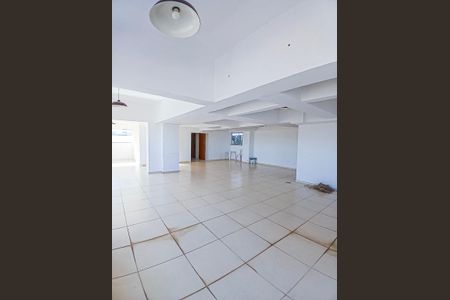 Apartamento para alugar com 70m², 2 quartos e 1 vaga Apartamento para alugar com 70m², 2 quartos e 1 vagaSalão de festa condominio
