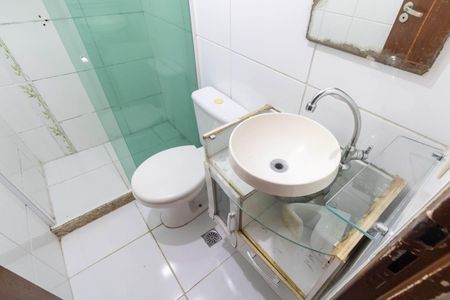 Casa de condomínio para alugar com 50m², 2 quartos e 1 vaga Casa de condomínio para alugar com 50m², 2 quartos e 1 vagaBanheiro