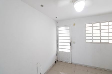 Casa de condomínio para alugar com 50m², 2 quartos e 1 vaga Casa de condomínio para alugar com 50m², 2 quartos e 1 vagaSala