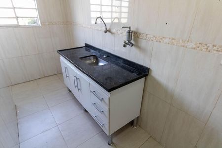 Casa de condomínio para alugar com 50m², 2 quartos e 1 vaga Casa de condomínio para alugar com 50m², 2 quartos e 1 vagaCozinha e Área de Serviço
