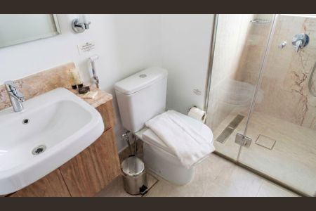 Banheiro de kitnet/studio à venda com 1 quarto, 20m² em Santo Amaro, São Paulo