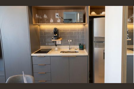 Cozinha de kitnet/studio à venda com 1 quarto, 20m² em Santo Amaro, São Paulo