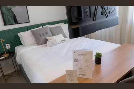 Sala / Quarto de kitnet/studio à venda com 1 quarto, 20m² em Santo Amaro, São Paulo