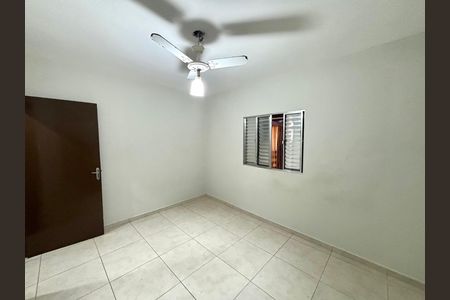 Casa à venda com 90m², 2 quartos e 1 vaga Casa à venda com 90m², 2 quartos e 1 vagaQuarto 1