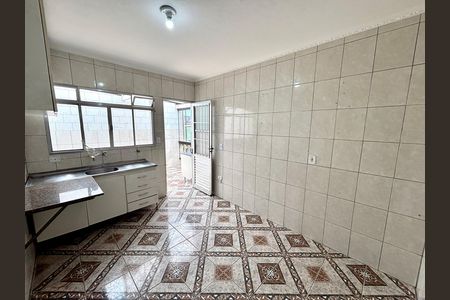 Cozinha  de casa à venda com 2 quartos, 90m² em Jardim Ponte Rasa, São Paulo