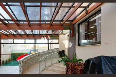 Apartamento à venda com 74m², 2 quartos e 1 vaga