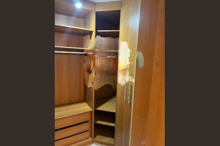 Apartamento à venda com 74m², 2 quartos e 1 vaga