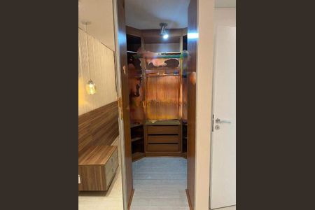 Apartamento à venda com 74m², 2 quartos e 1 vaga