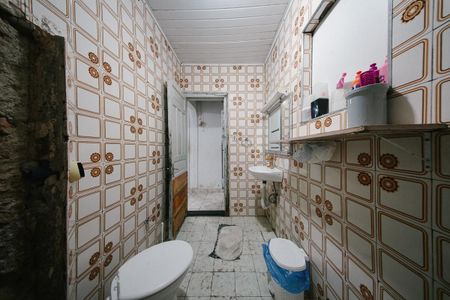 Casa para alugar com 180m², 3 quartos e 1 vaga Casa para alugar com 180m², 3 quartos e 1 vagaBanheiro