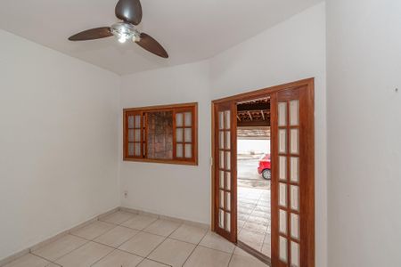 Casa à venda com 70m², 2 quartos e 1 vaga Casa à venda com 70m², 2 quartos e 1 vagaSala de Estar/Jantar