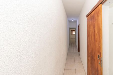 Casa à venda com 70m², 2 quartos e 1 vaga Casa à venda com 70m², 2 quartos e 1 vagaCorredor