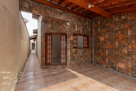 Casa à venda com 70m², 2 quartos e 1 vaga Casa à venda com 70m², 2 quartos e 1 vagaGaragem