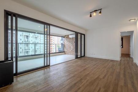 Apartamento à venda com 3 quartos, 145m² em Vila Mariana, São Paulo
