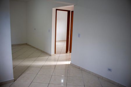 Sala de casa para alugar com 2 quartos, 60m² em Alianca, Ribeirão Pires