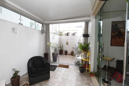 Apartamento à venda com 135m², 2 quartos e 2 vagasVaranda da Sala