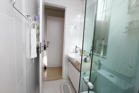 Apartamento à venda com 135m², 2 quartos e 2 vagasBanheiro da semi Suíte