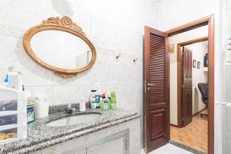 Casa para alugar com 134m², 3 quartos e 3 vagasBanheiro