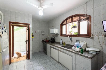 Casa para alugar com 134m², 3 quartos e 3 vagasCozinha