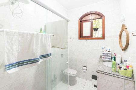 Casa para alugar com 134m², 3 quartos e 3 vagasBanheiro