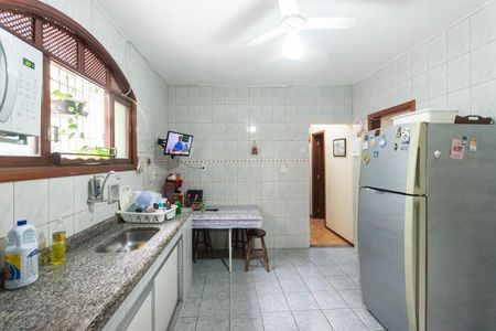 Casa para alugar com 134m², 3 quartos e 3 vagasCozinha