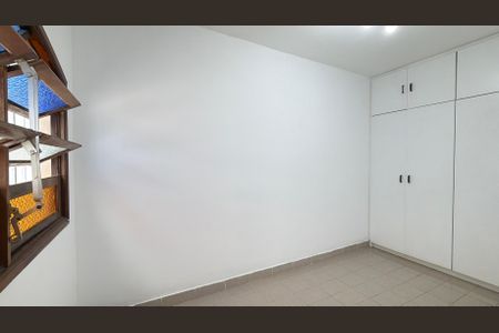 Casa à venda com 197m², 4 quartos e 2 vagas