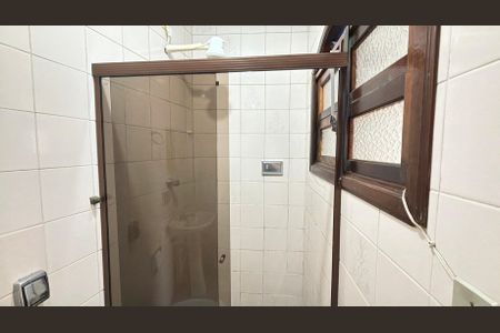 Casa à venda com 197m², 4 quartos e 2 vagas