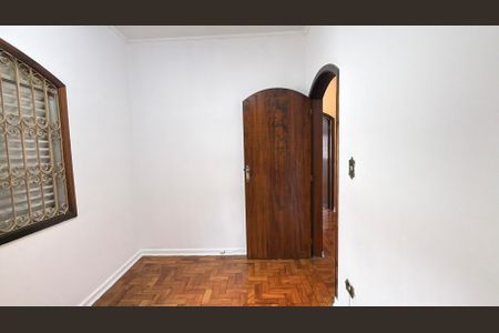 Casa à venda com 197m², 4 quartos e 2 vagas