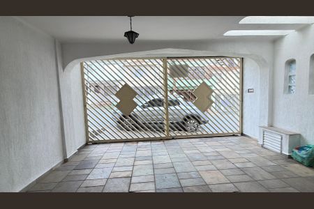 Casa à venda com 197m², 4 quartos e 2 vagas