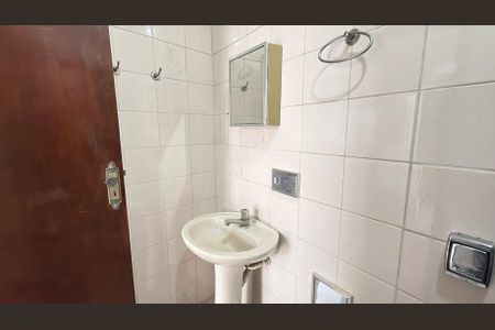 Casa à venda com 197m², 4 quartos e 2 vagas