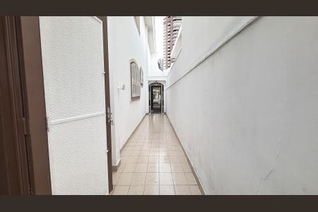 Casa à venda com 197m², 4 quartos e 2 vagas
