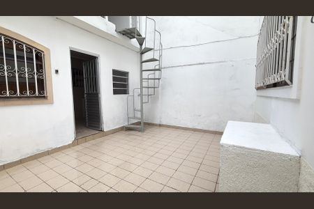 Casa à venda com 197m², 4 quartos e 2 vagas