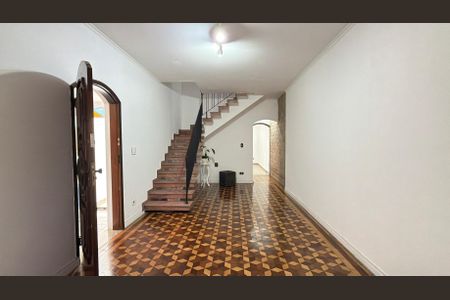 Casa à venda com 4 quartos, 197m² em Jardim Analia Franco, São Paulo