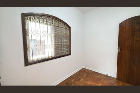 Casa à venda com 197m², 4 quartos e 2 vagas
