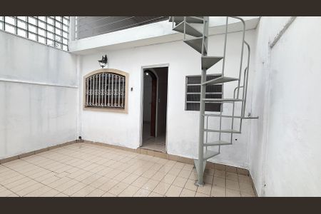 Casa à venda com 197m², 4 quartos e 2 vagas