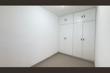 Casa à venda com 197m², 4 quartos e 2 vagas