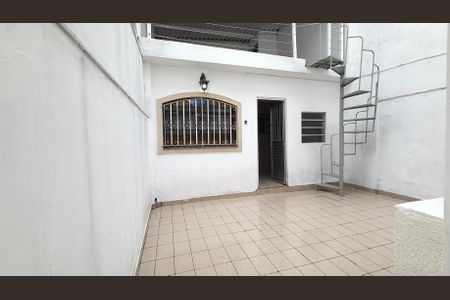Casa à venda com 197m², 4 quartos e 2 vagas
