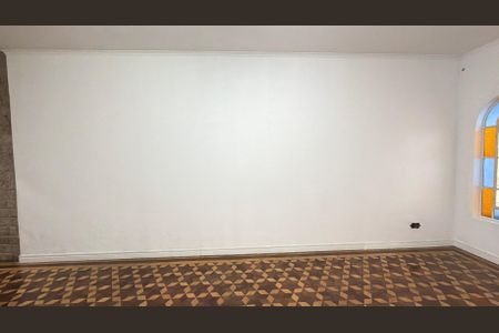 Casa à venda com 197m², 4 quartos e 2 vagas