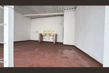Casa à venda com 197m², 4 quartos e 2 vagas