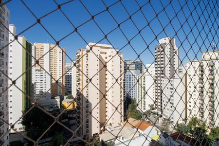 Apartamento para alugar com 110m², 3 quartos e 1 vaga Apartamento para alugar com 110m², 3 quartos e 1 vagaVista do Quarto 2
