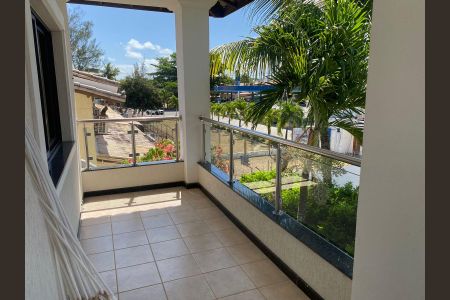 Casa de condomínio para alugar com 500m², 5 quartos e 2 vagas
