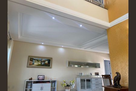 Casa de condomínio para alugar com 500m², 5 quartos e 2 vagas
