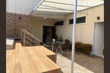 Casa de condomínio para alugar com 500m², 5 quartos e 2 vagas