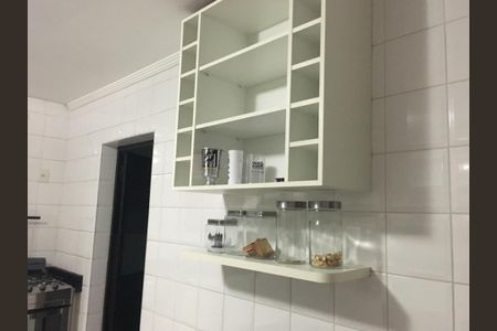 Casa de condomínio para alugar com 500m², 5 quartos e 2 vagas