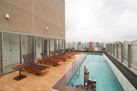 Studio para alugar com 28m², 1 quarto e sem vagaÁrea comum - Piscina